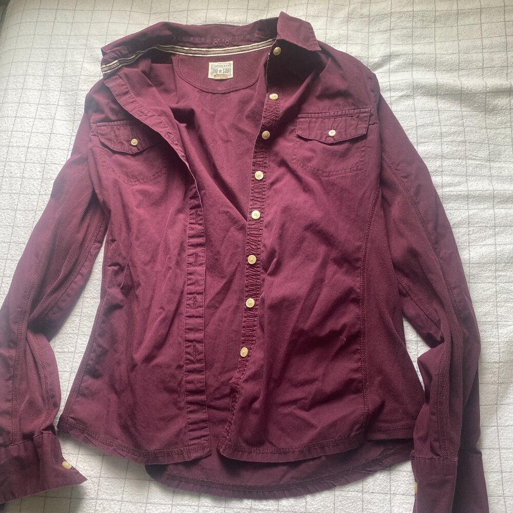 Converse One Star Women's button up size Small Burgundy